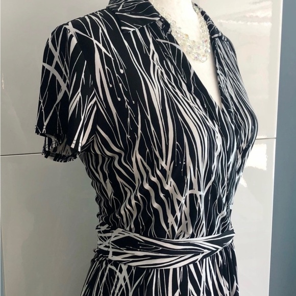 Karen Kade (size L) Black and White Cascade Faux Wrap Dress - Picture 3 of 11